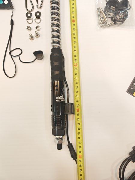 LED флагштоки ATV22 LINE 89см, комплект 2шт., можливість підключення стопів та поворотників, керування через пульт або додаток ATV22-LEDWHIP-89-LINE-PAIR фото