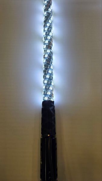 LED флагштоки ATV22 RGBW 89см, комплект 2шт., возможность подключения стопов и поворотников, управление через пульт или приложение ATV22-LEDWHIP-89-RGBW-PAIR фото