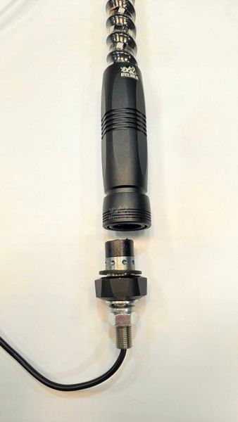 LED флагштоки ATV22 ARMOR 92см, комплект 2шт., можливість підключення стопів та поворотників, керування через пульт або додаток ATV22-LEDWHIP-92-ARMOR-PAIR фото