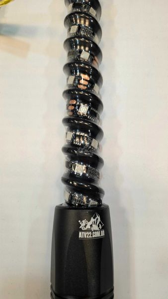 LED флагштоки ATV22 ARMOR 92см, комплект 2шт., можливість підключення стопів та поворотників, керування через пульт або додаток ATV22-LEDWHIP-92-ARMOR-PAIR фото