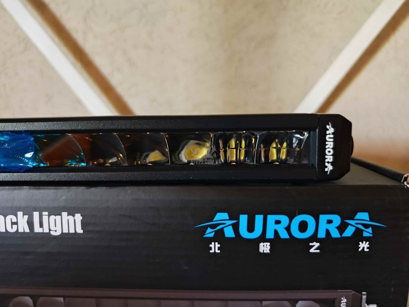 Aurora ALO-S6D1-50-R5Q &mdash; LED балка 132см 250W водительского света (Driving Beam), с (DRL) дневным ходовым огнем &ndash; RGB ALO-S6D1-50-R5Q-H фото